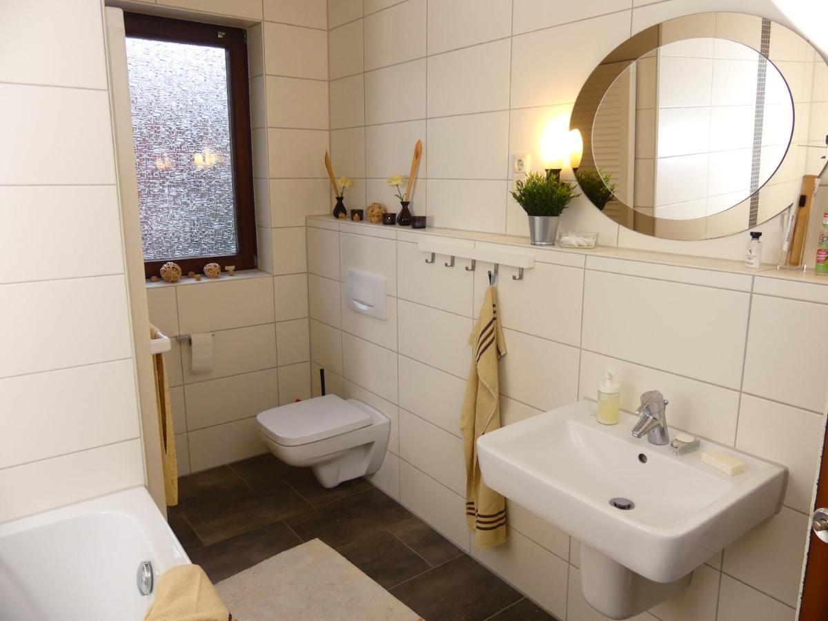 בוטיאדינגן Ferienhaus Strandlust מראה חיצוני תמונה